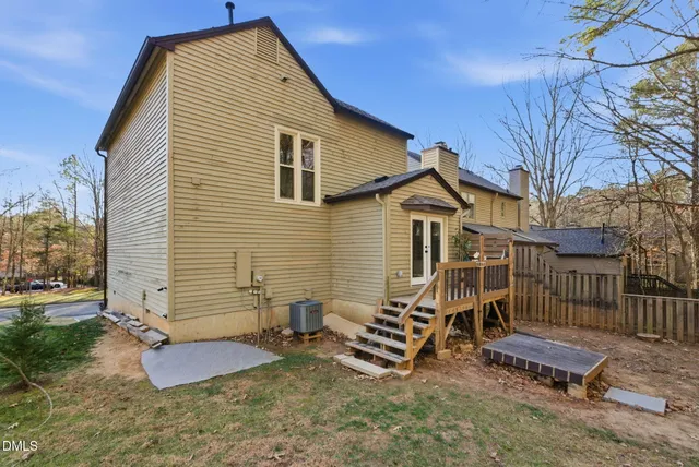 a view of outdoor space with city view