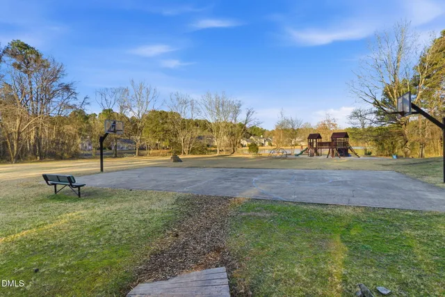 a view of a large building