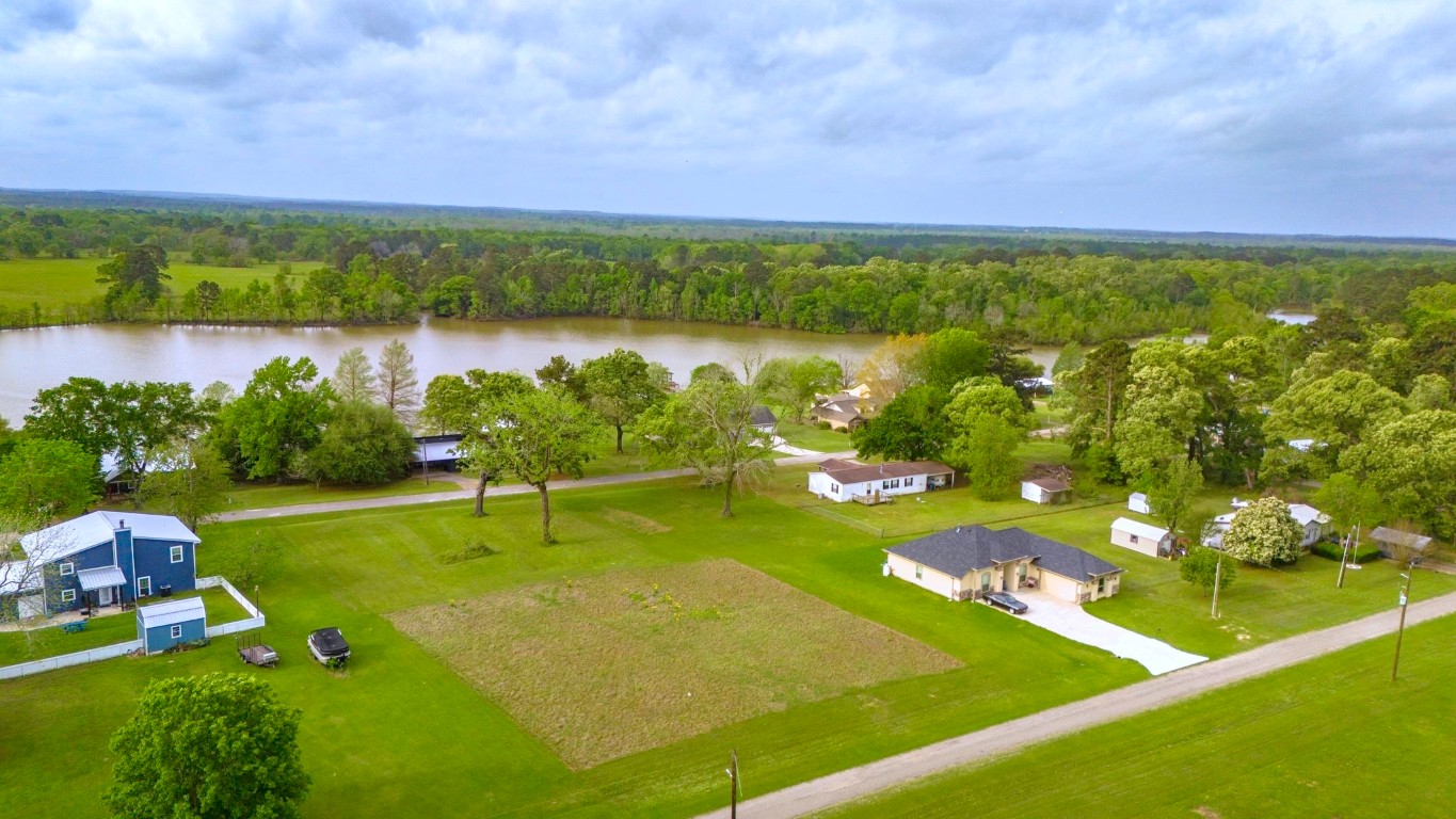 Tbd Liendo Drive Trinity, TX 75862 - Photo 4 of 13 a view of a city with an ocean