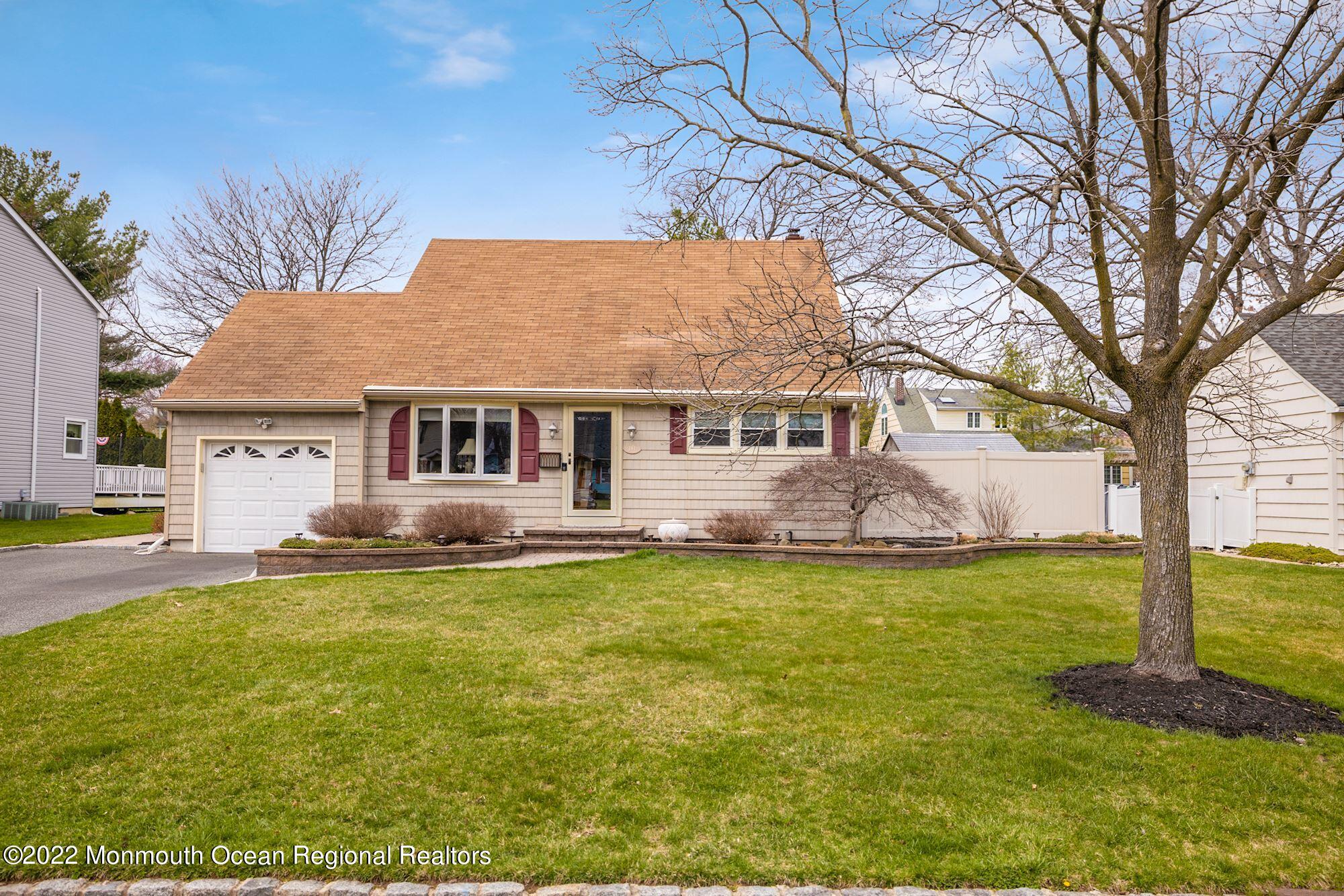 161 Tillotson Road Fanwood, NJ 07023 - Photo 2 of 41 002_161_TILLOTSON_RD_372331_700006