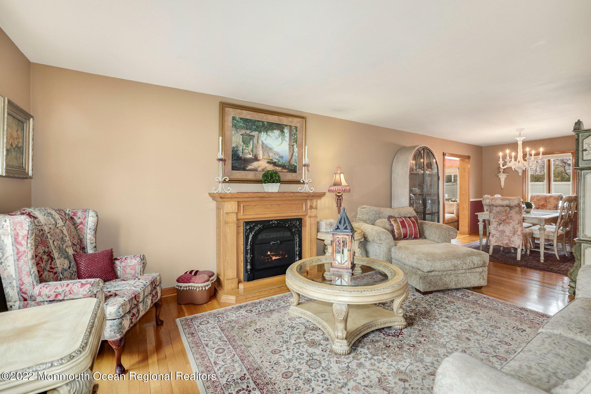 161 Tillotson Road Fanwood, NJ 07023 - Photo 7 of 41 008_161_TILLOTSON_RD_372331_700006