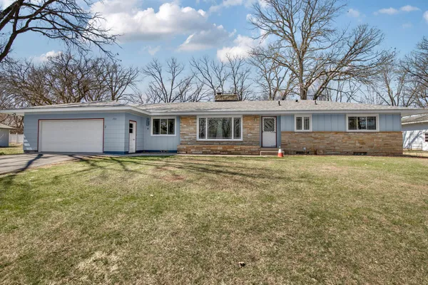 $324,900 | 1965 4th Avenue North, Sartell, MN 56377