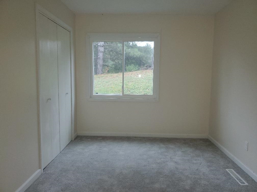 2525 West Wing Road Mount Pleasant, MI 48858 - Photo 46 of 71 1893992-45.JPG