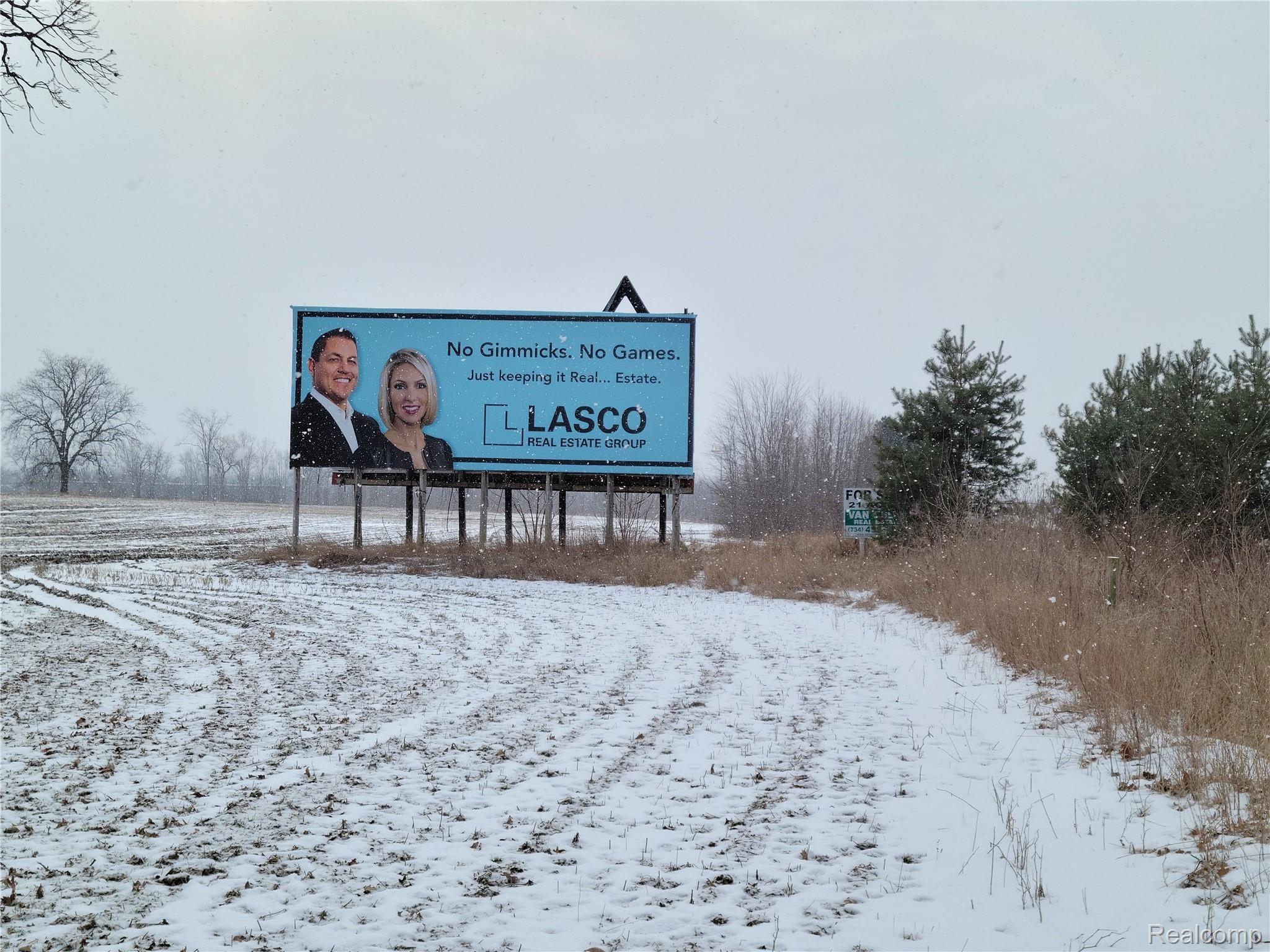3231 West Ray Road Fenton, MI 48430 - Photo 10 of 35 Billboard