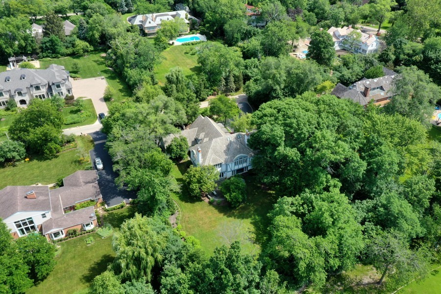 340 Old Farm Road Northfield, IL 60093 - Photo 2 of 50 an aerial view of residential house with outdoor space and trees all around