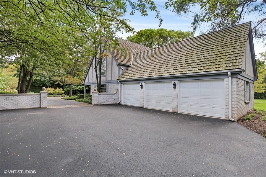 340 Old Farm Road Northfield, IL 60093 - Photo 46 of 50 a view of a house with a garage