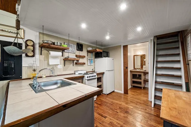 $585,000 | 14036 Old Texaco Road, Conroe, TX 77302