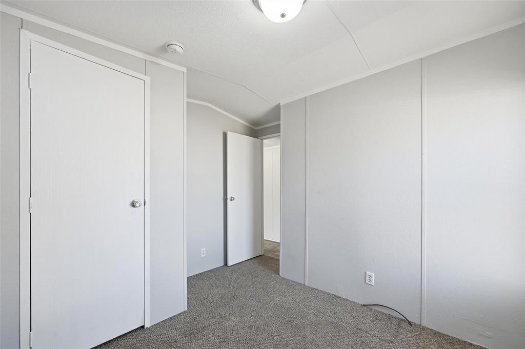 607 Keats Road Wilmer, TX 75172 - Photo 22 of 27 a view of an empty room