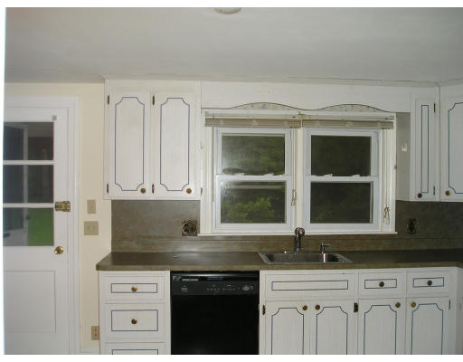 17 Margaret Road Sharon, MA 02067 - Photo 8 of 9 Gallery Image 8