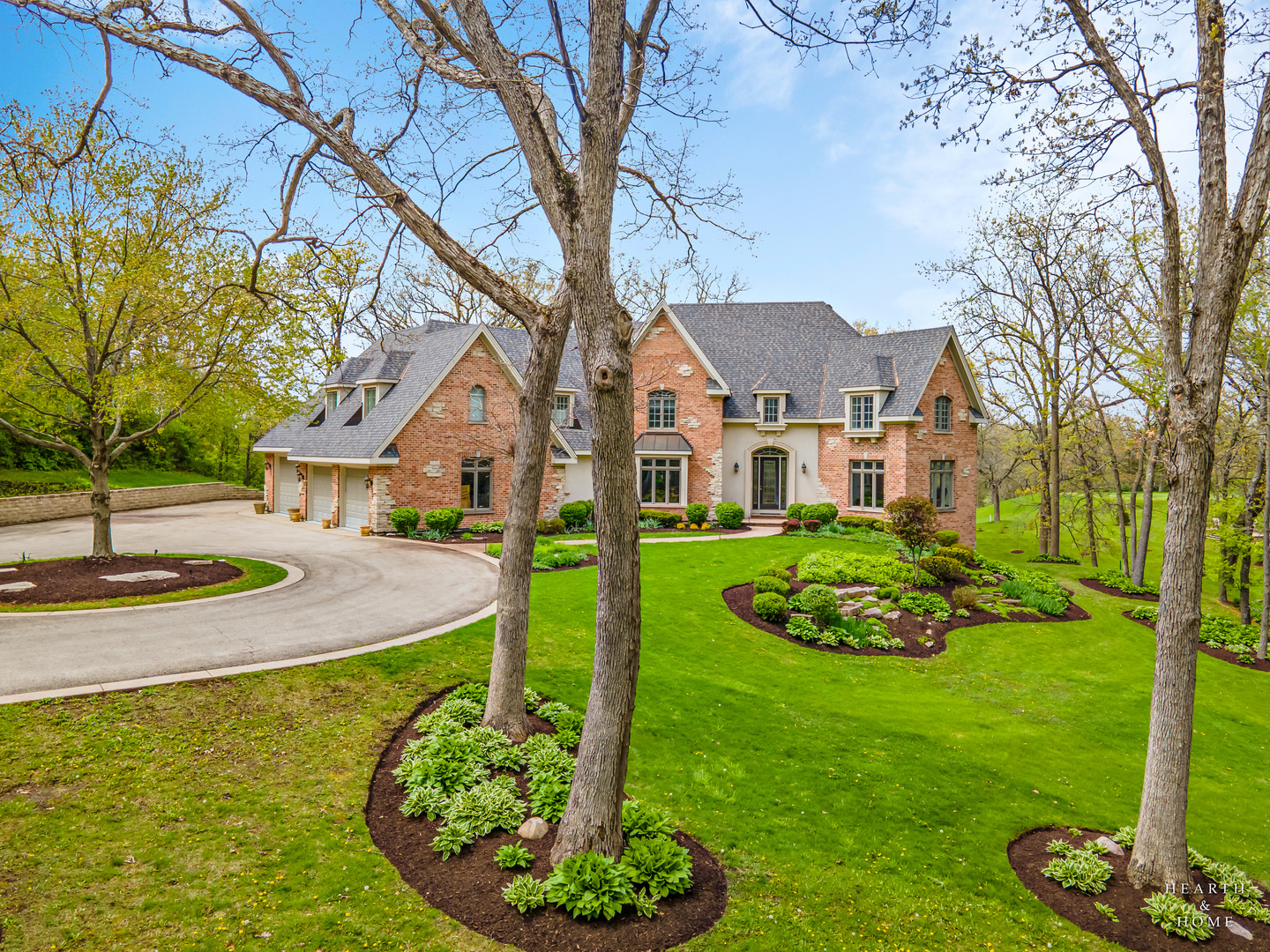 2719 Crystal Way Prairie Grove, IL 60012 - Photo 2 of 40