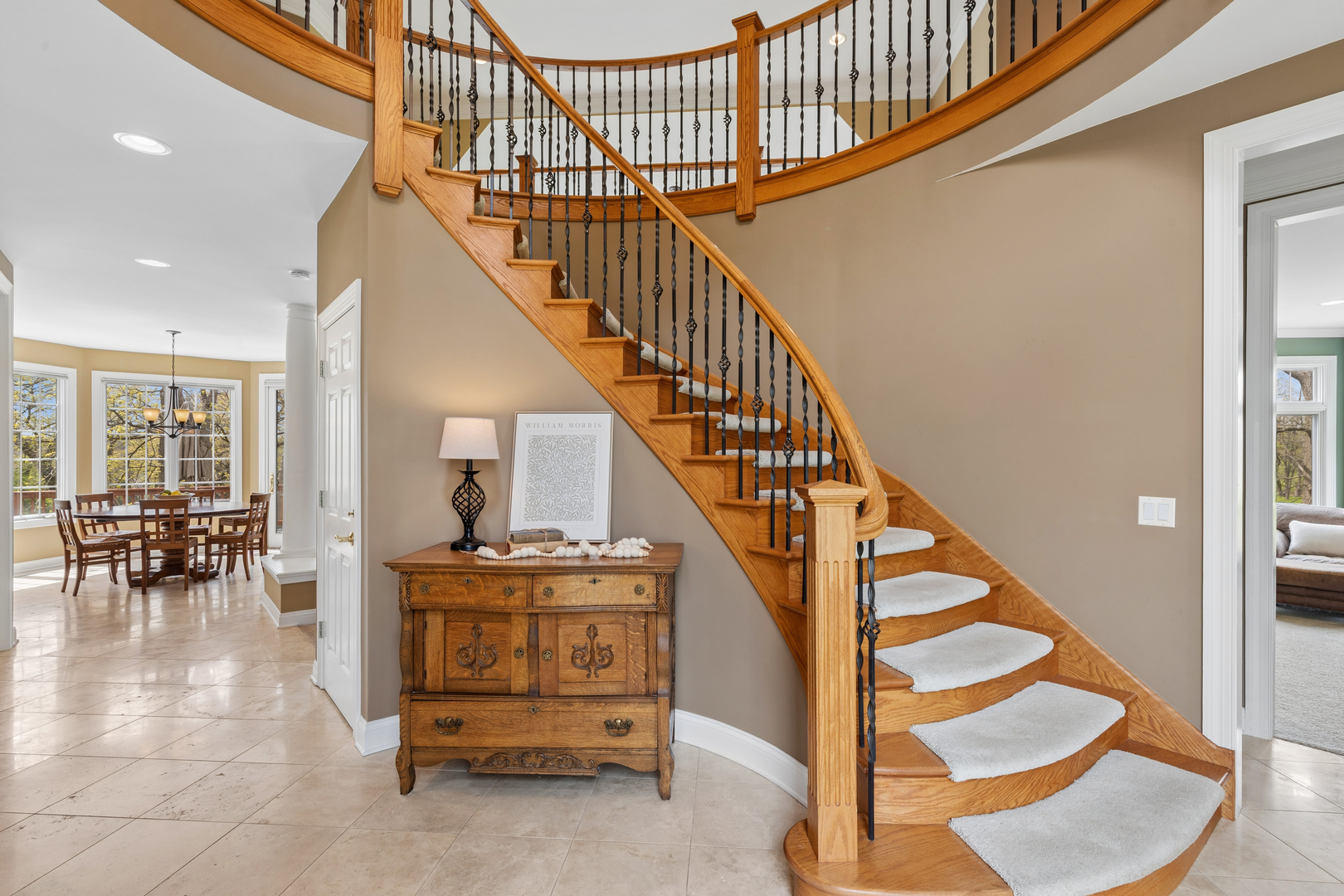 2719 Crystal Way Prairie Grove, IL 60012 - Photo 8 of 40