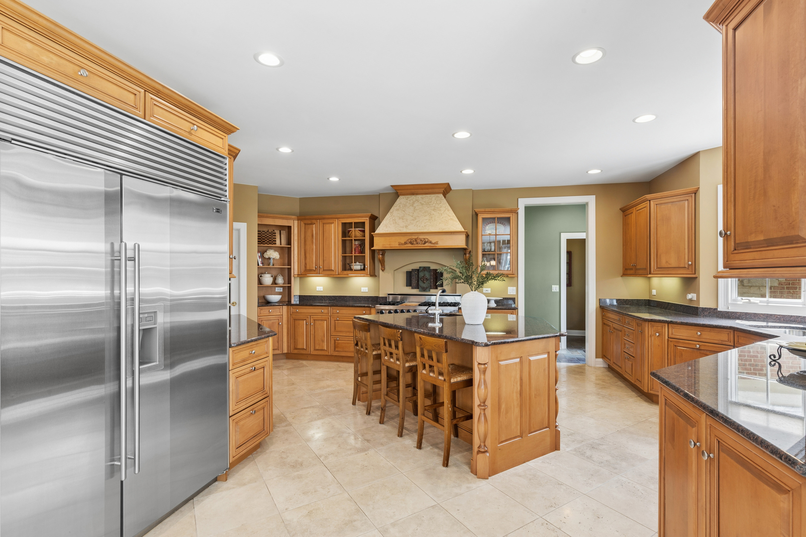 2719 Crystal Way Prairie Grove, IL 60012 - Photo 9 of 40