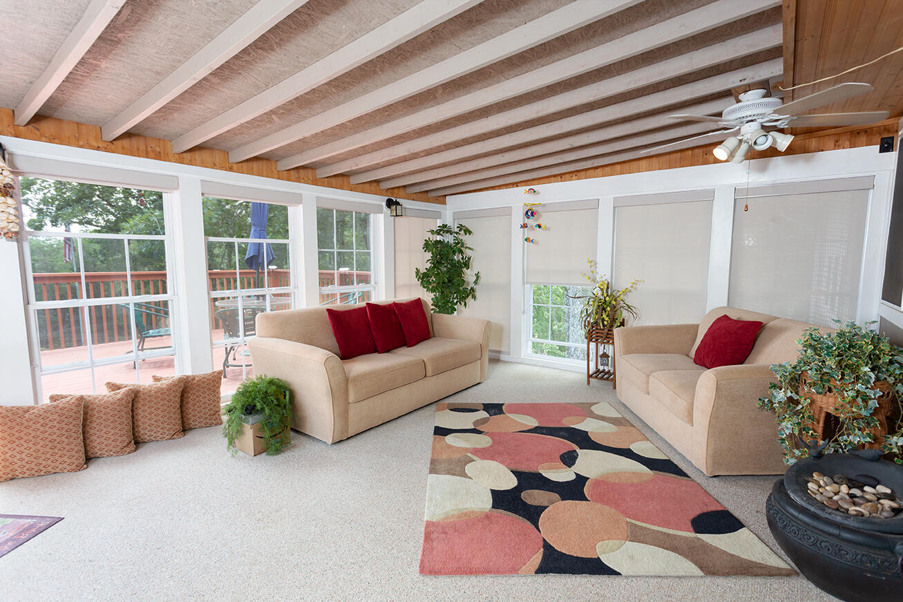 1530 Armstrong Ferry Road Decatur, TN 37322 - Photo 29 of 58 Sunroom main level