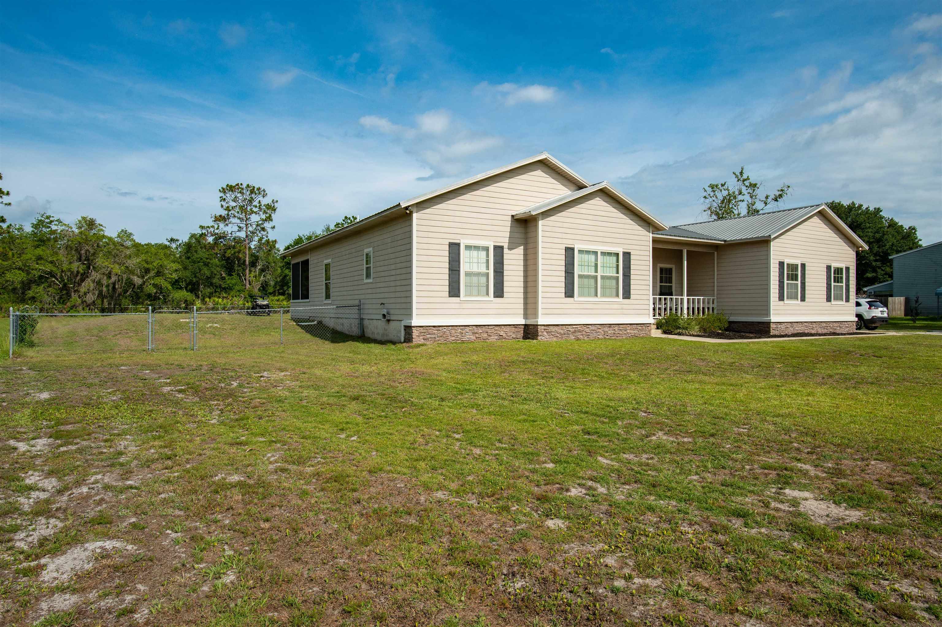 119 Wippletree Road Palatka, FL 32177 - Photo 5 of 41 Gallery Image 5