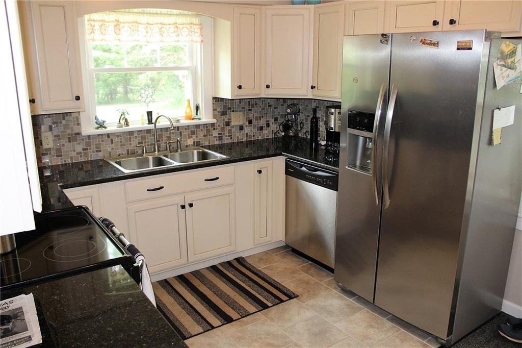 2905 Rosedale Avenue New Castle, PA 16105 - Photo 5 of 9 Gallery Image 5