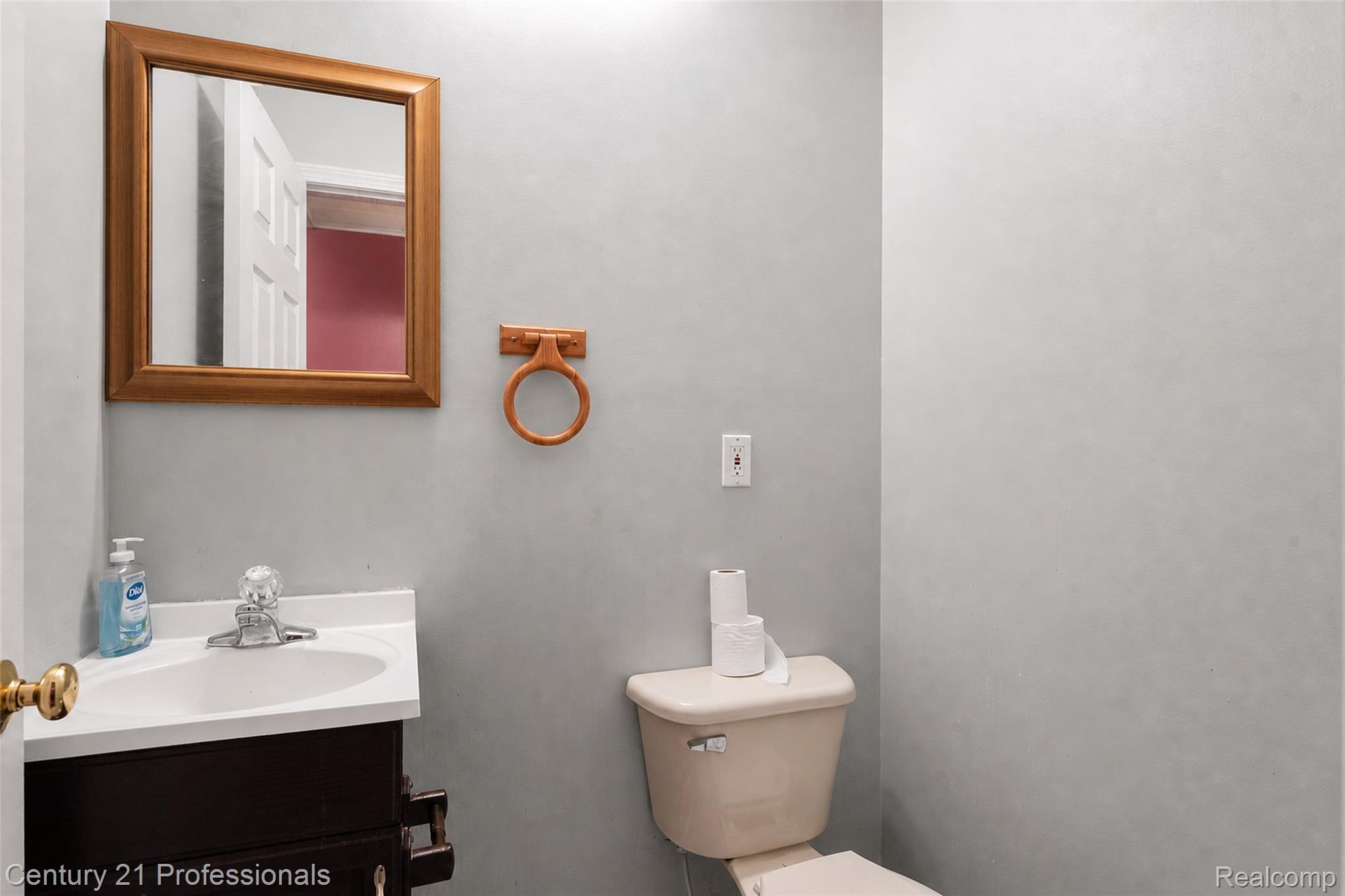 1466 North Beck Road Canton, MI 48187 - Photo 33 of 50 B-1466 N Back LR-24.jpg