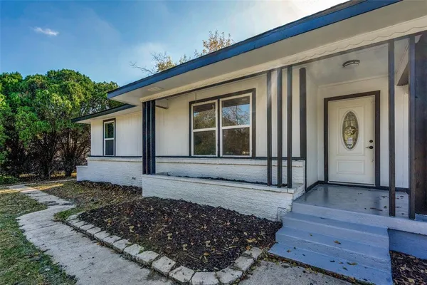 $2,200 | 901 Woodleigh Drive, McKinney, TX 75069