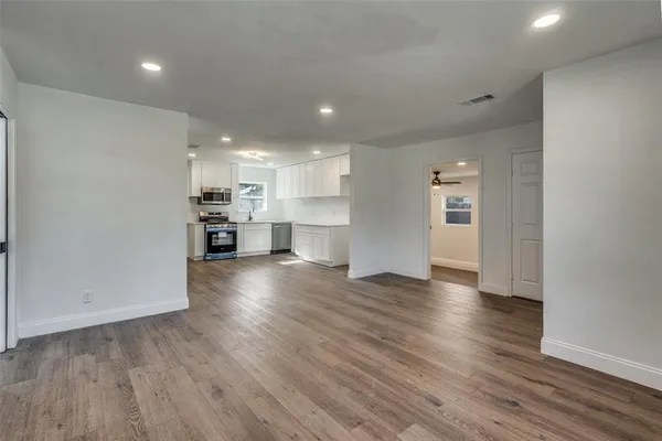 $2,200 | 901 Woodleigh Drive, McKinney, TX 75069