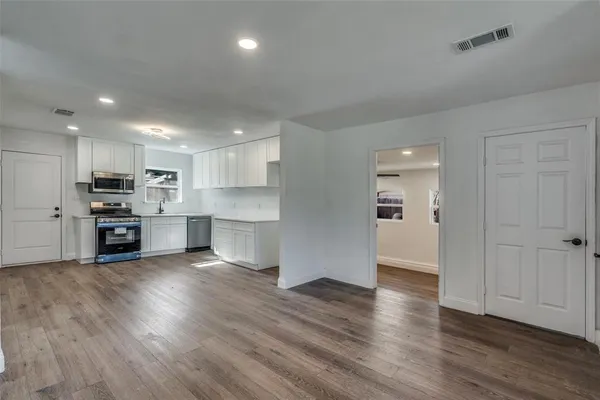 $2,200 | 901 Woodleigh Drive, McKinney, TX 75069
