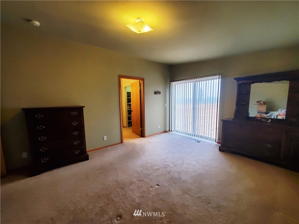 6714 Lower Peoh Point Road Cle Elum, WA 98922 - Photo 14 of 37 Gallery Image 14