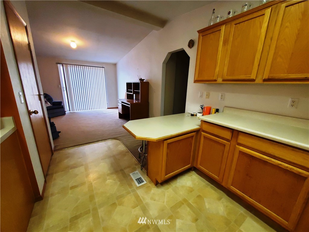 6714 Lower Peoh Point Road Cle Elum, WA 98922 - Photo 10 of 37 Gallery Image 10