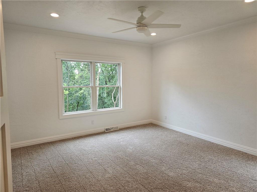 816 South 10th Street New Stanton, PA 15672 - Photo 17 of 27