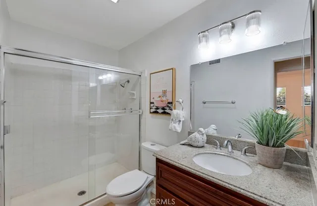 $560,000 | 10425 Hayford Street, Unit B, Bellflower, CA 90706