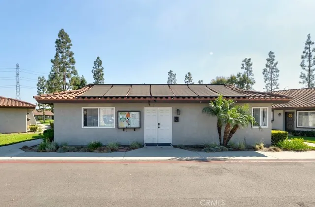 $560,000 | 10425 Hayford Street, Unit B, Bellflower, CA 90706