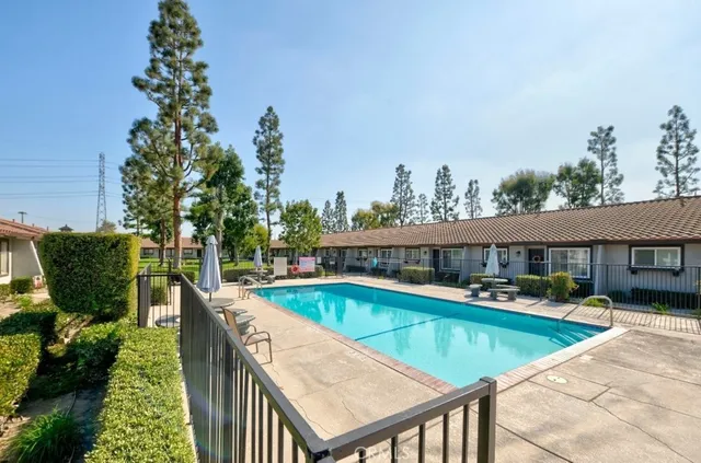 $560,000 | 10425 Hayford Street, Unit B, Bellflower, CA 90706