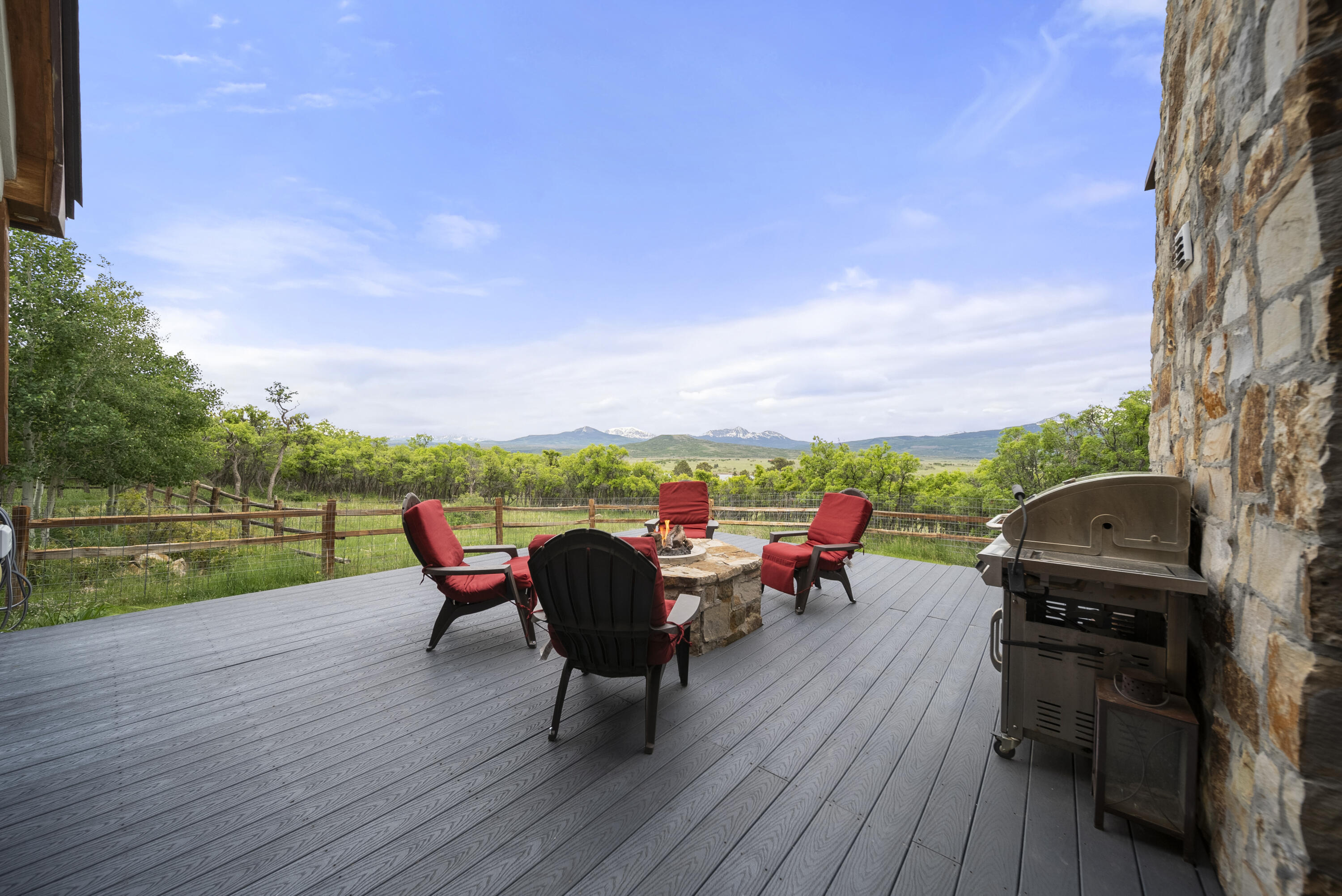 75 County Rd S44 Norwood, CO 81423 - Photo 11 of 34 Deck Views