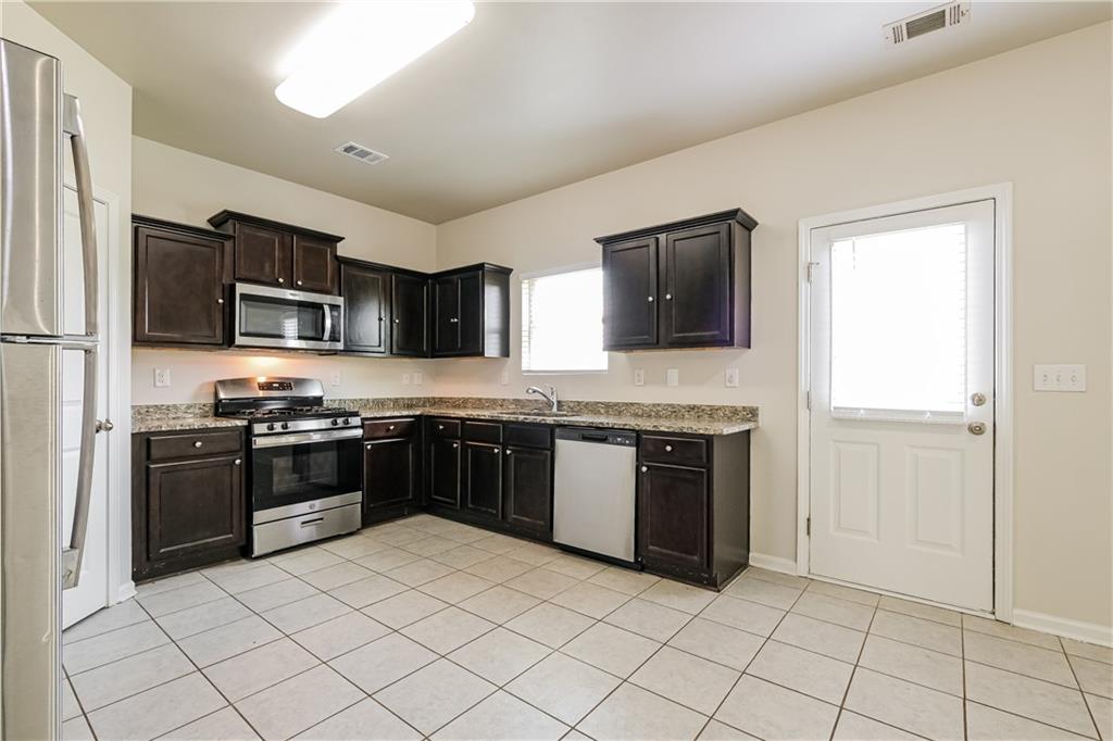 694 Independence Avenue Pendergrass, GA 30567 - Photo 7 of 22