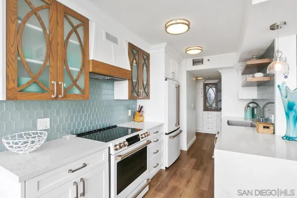 a view of hall way with mirror