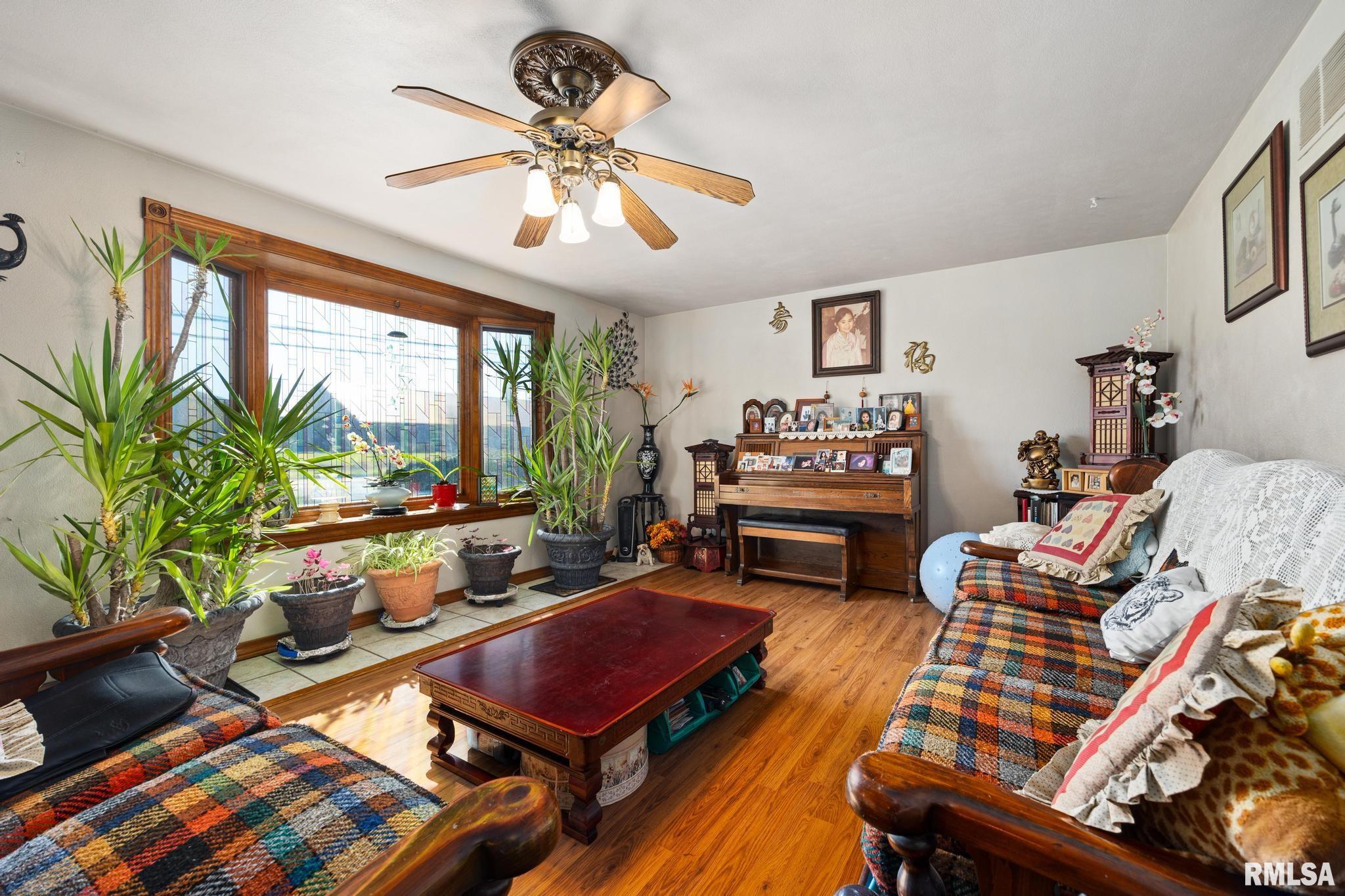 117 Arnold Road East Peoria, IL 61611 - Photo 3 of 35 Gallery Image 3