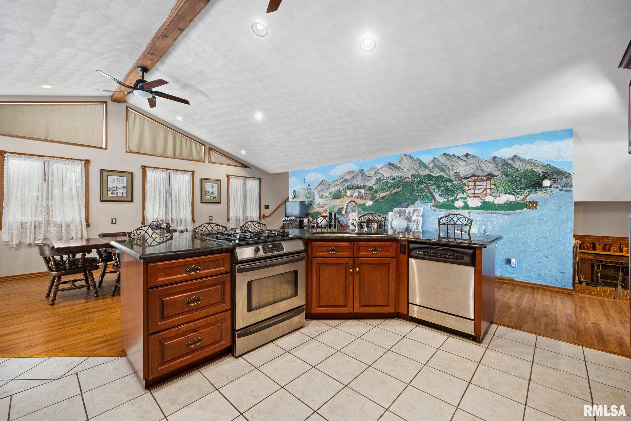 117 Arnold Road East Peoria, IL 61611 - Photo 8 of 35 Gallery Image 8
