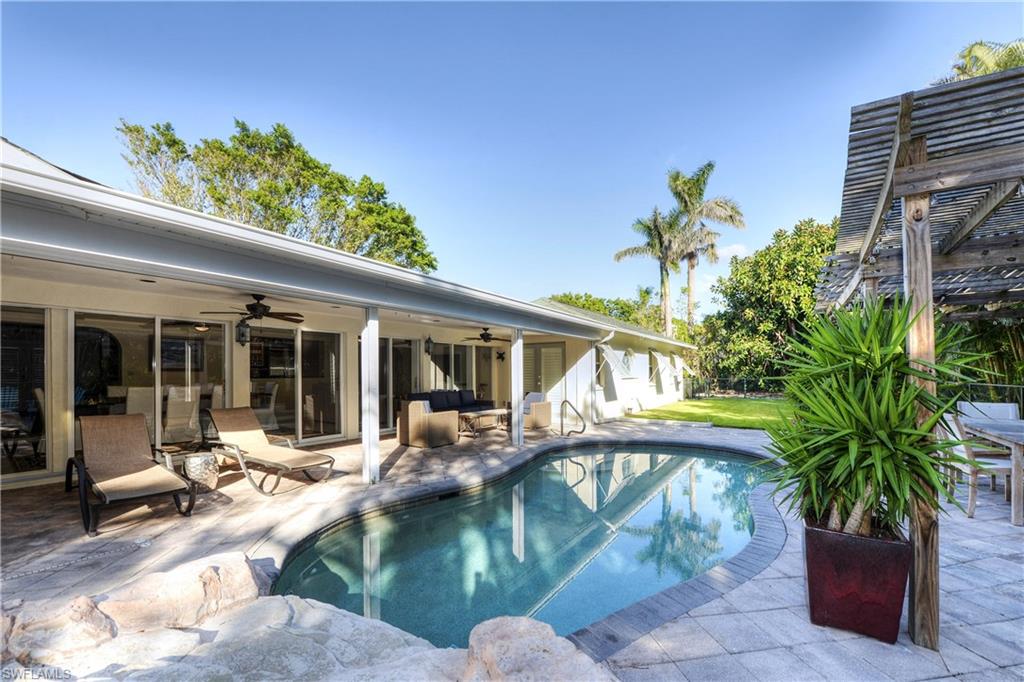 580 Spring Line Court Naples, FL 34102 - Photo 9 of 14