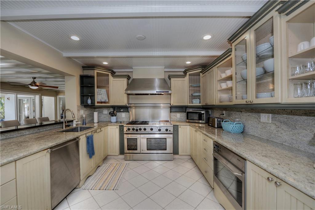 580 Spring Line Court Naples, FL 34102 - Photo 10 of 14