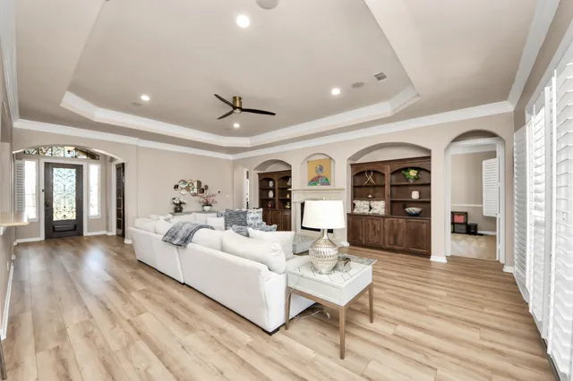 $775,000 | 3603 Paseo Royale Boulevard, Richmond, TX 77406