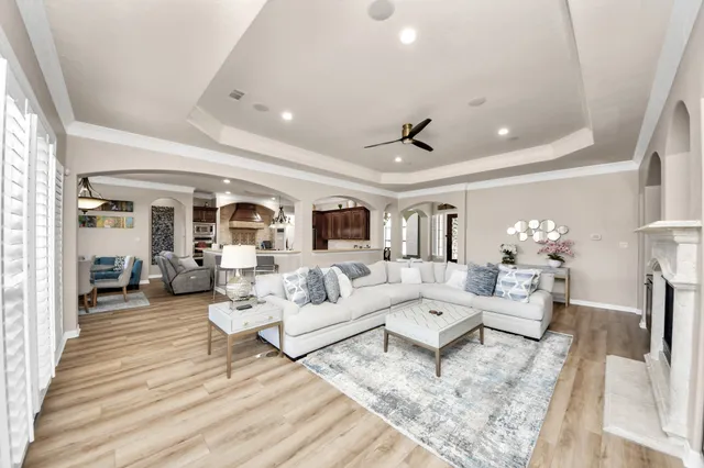 $775,000 | 3603 Paseo Royale Boulevard, Richmond, TX 77406