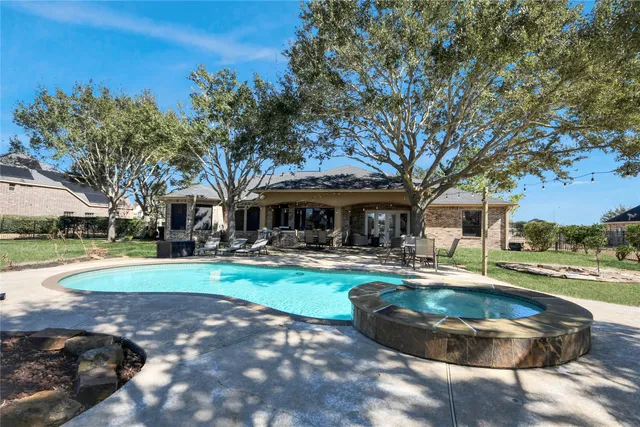 $775,000 | 3603 Paseo Royale Boulevard, Richmond, TX 77406