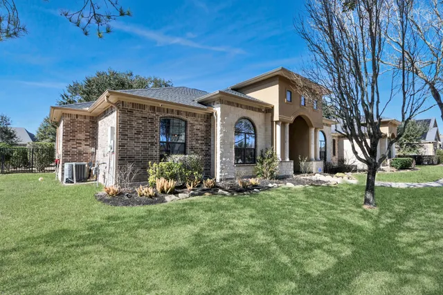 $775,000 | 3603 Paseo Royale Boulevard, Richmond, TX 77406