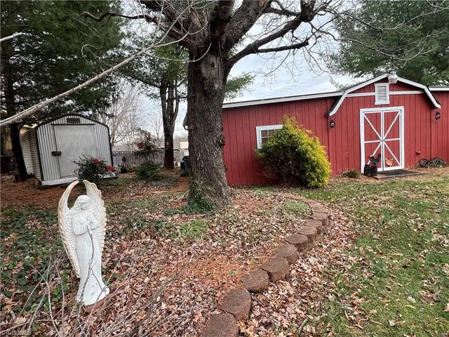 $259,900 | 131 Sheraton Court, King, NC 27021