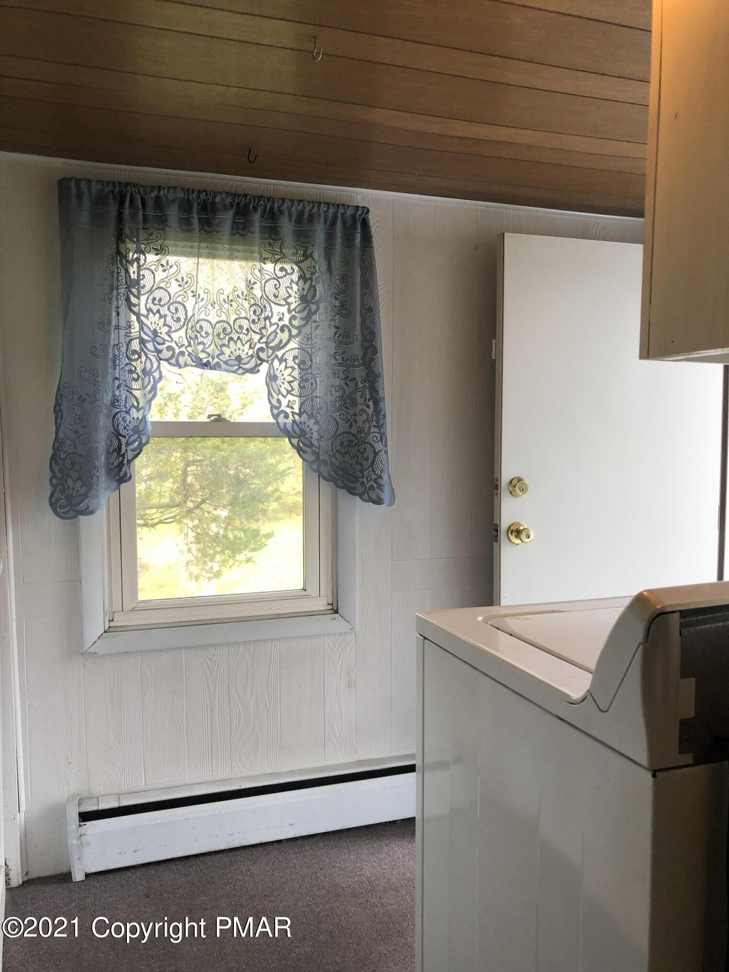 173 Anchorage Road Saylorsburg, PA 18353 - Photo 29 of 56 a close view of washer and dryer