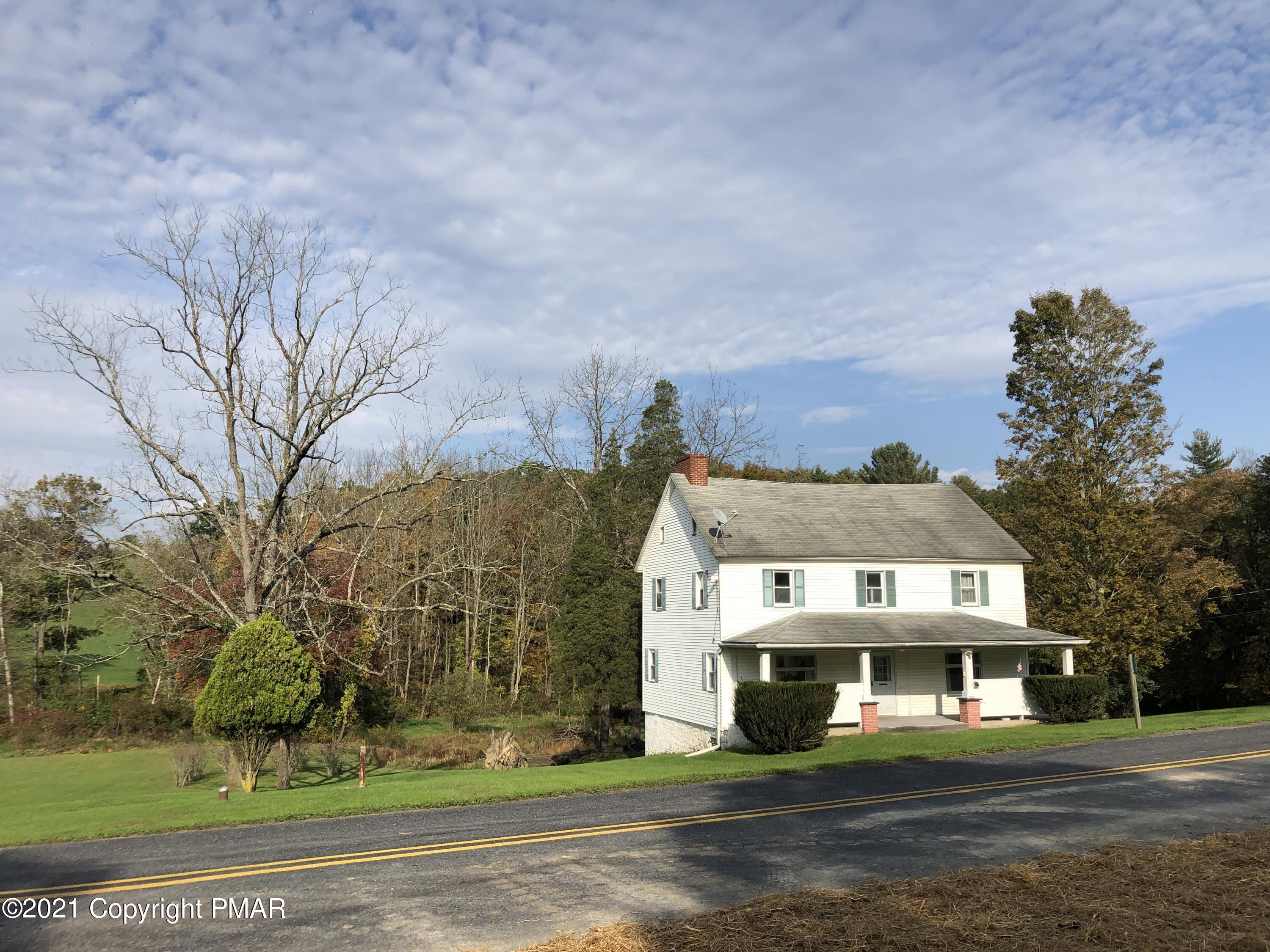 173 Anchorage Road Saylorsburg, PA 18353 - Photo 52 of 56 a view of a big building