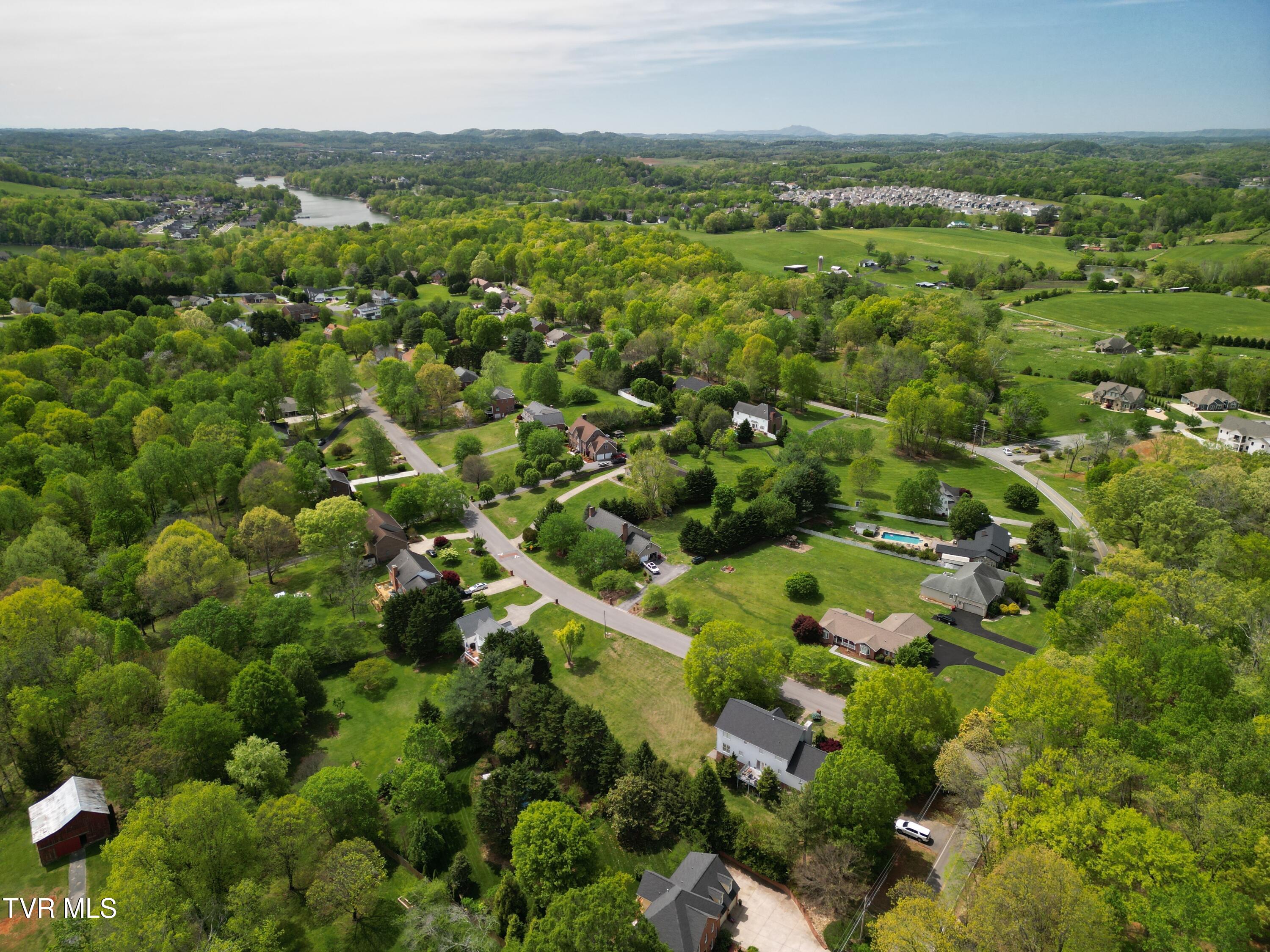 281 Rangewood Road, Unit 9 Piney Flats, TN 37686 - Photo 11 of 13 DJI_0807