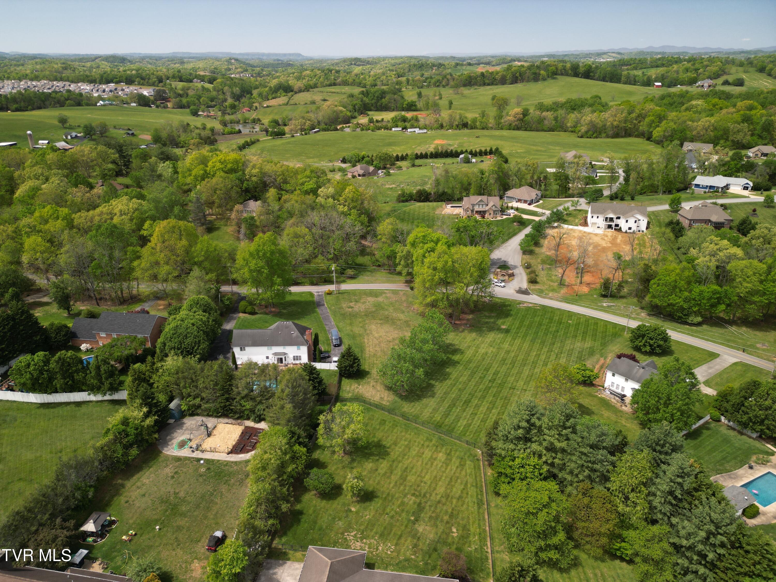 281 Rangewood Road, Unit 9 Piney Flats, TN 37686 - Photo 9 of 13 DJI_0805