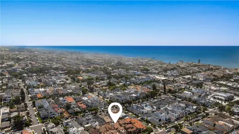 $8,000 | 606 1/2 Marigold Avenue, Corona del Mar, CA 92625