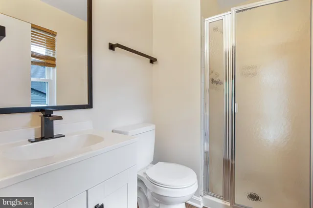 $445,000 | 804 Cascade Drive, Fort Washington, MD 20744