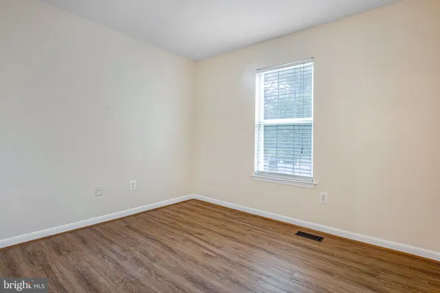 $445,000 | 804 Cascade Drive, Fort Washington, MD 20744