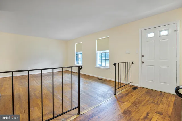 $445,000 | 804 Cascade Drive, Fort Washington, MD 20744