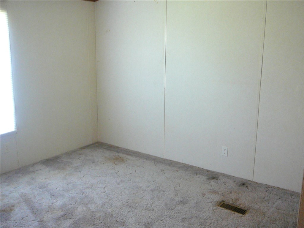 239 Samuel Camp Road Anderson, SC 29624 - Photo 8 of 15